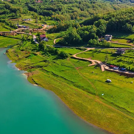 Camp Bridge - Autokamp - Ramsko Jezero